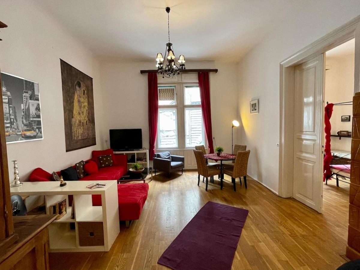 Iza Bella Classic Romantica Spacious 2br Apartamento